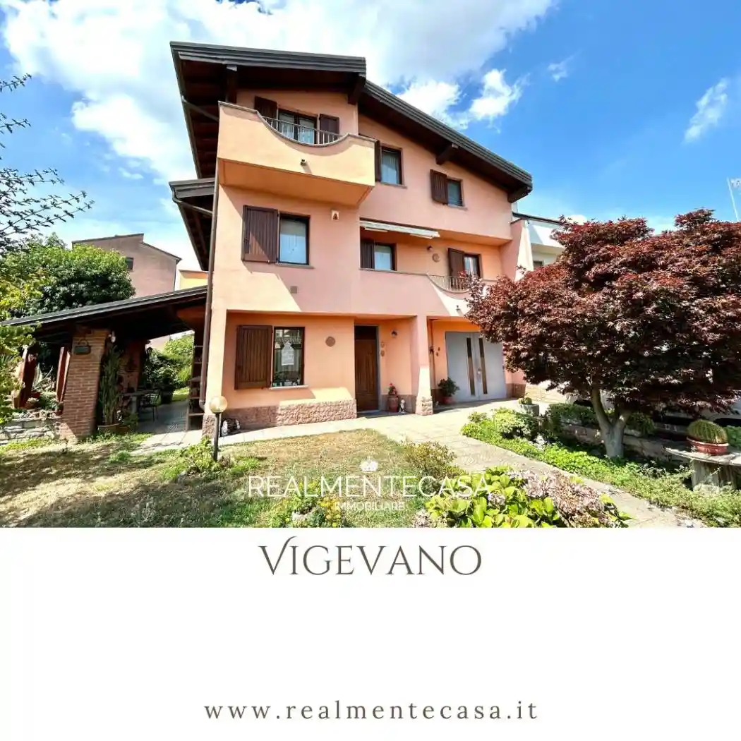 Villa in vendita a Vigevano
