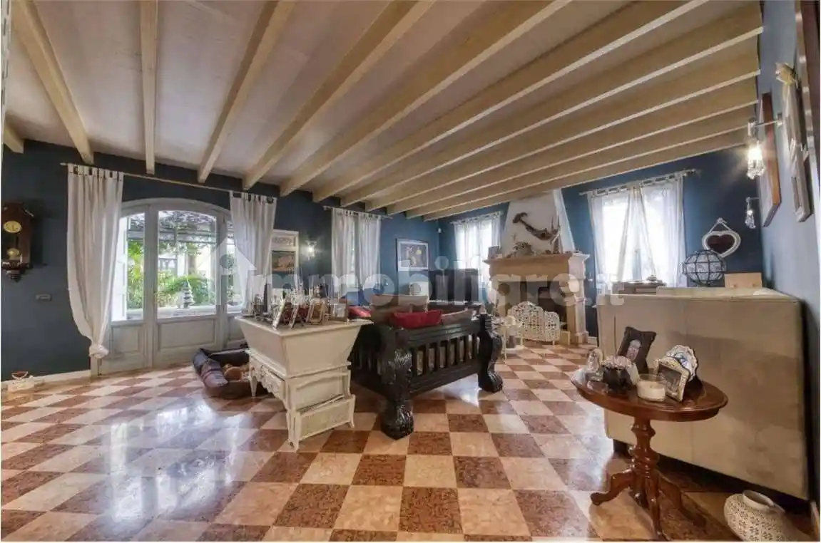 Villa unifamiliare, buono stato, 679 m², Villanova, Modena - foto 3