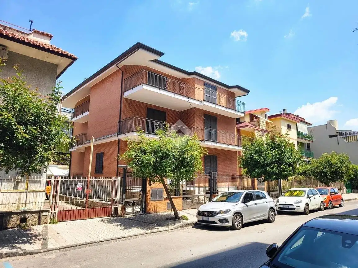 Villa in vendita a Pomigliano d'Arco