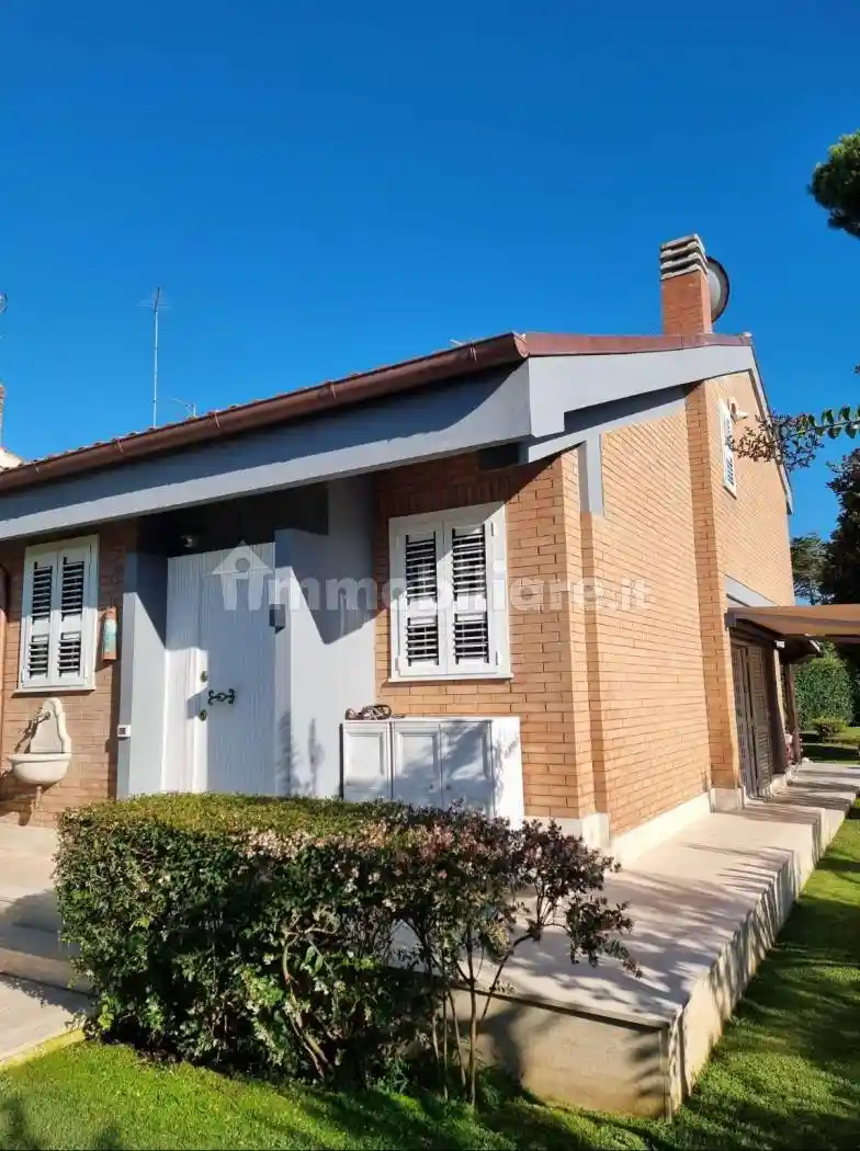 Villa in vendita a Sabaudia