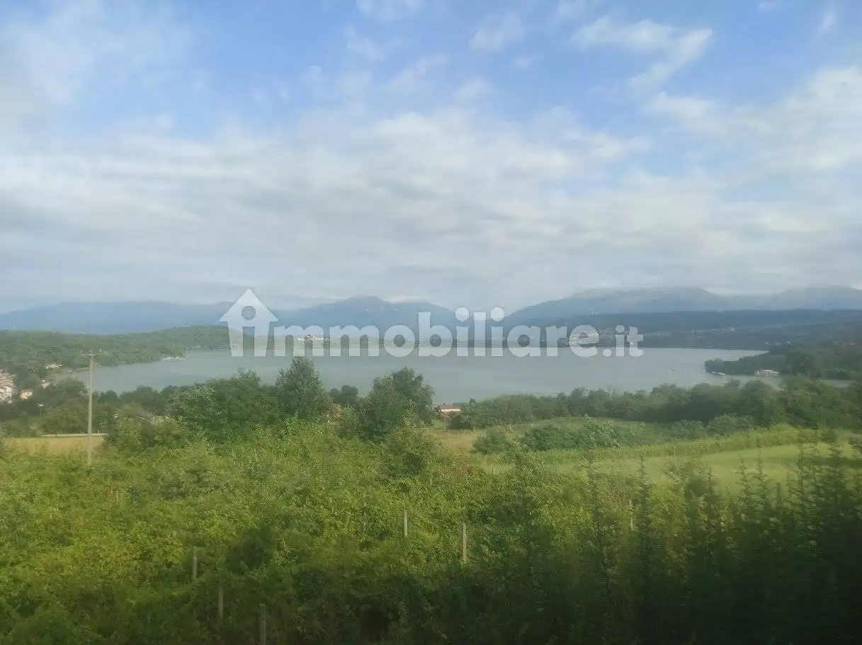 Villa in vendita a Roppolo