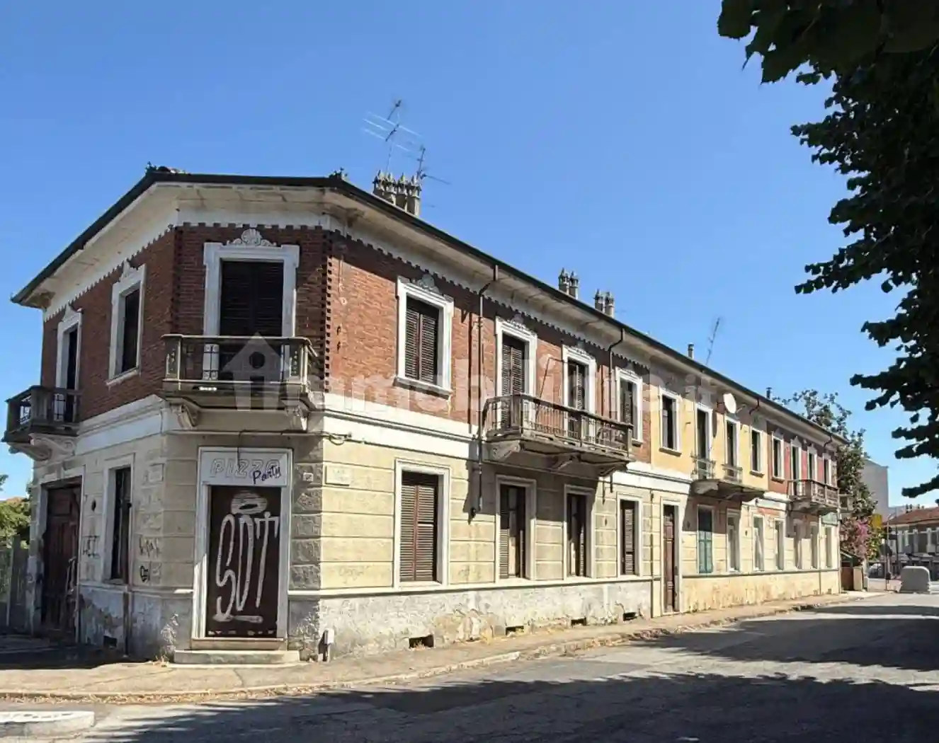 Palazzo - Edificio - foto 2