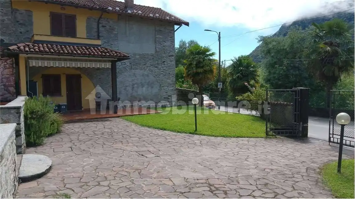 Casa indipendente in vendita a Verbania