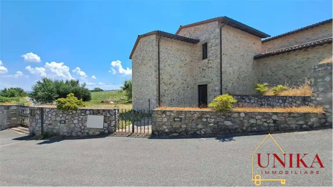 Villetta a schiera in vendita a Avigliano Umbro