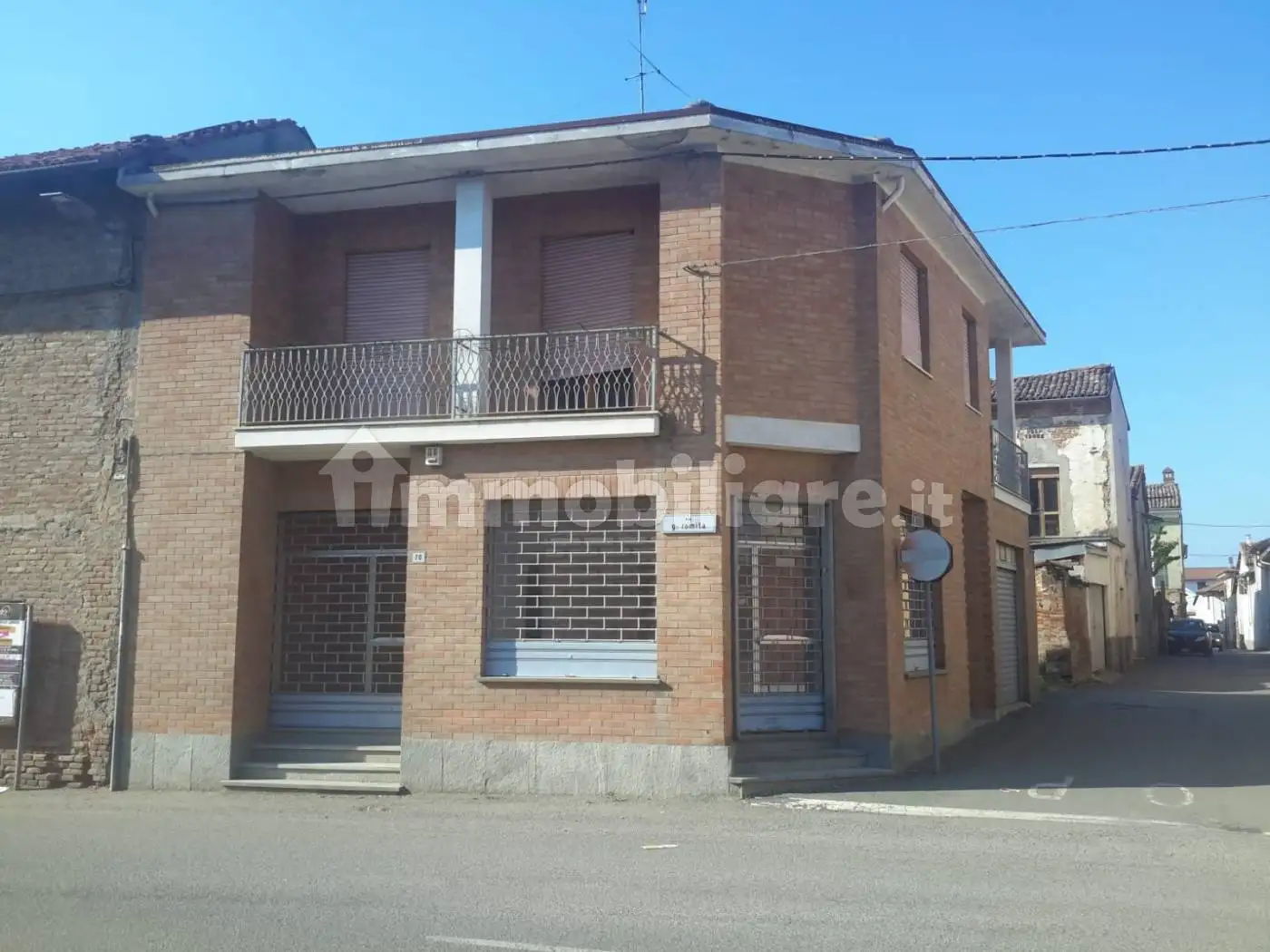 Villa in vendita a Sezzadio