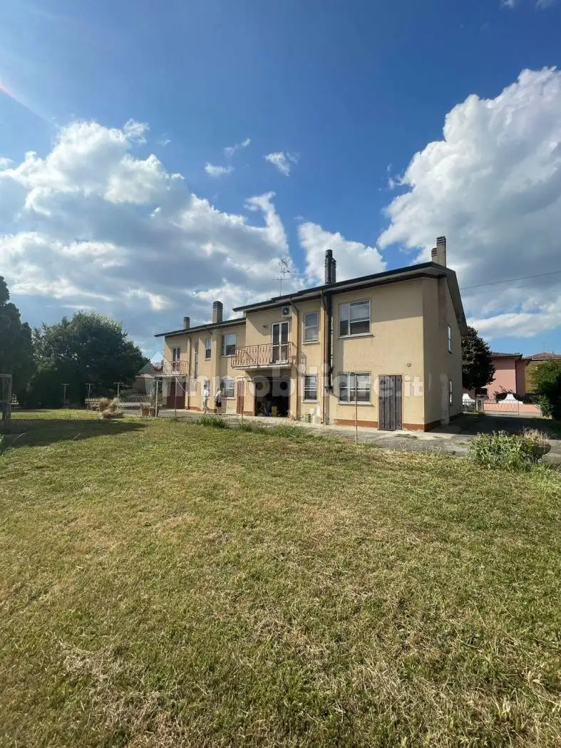 Villa in vendita a Borgocarbonara