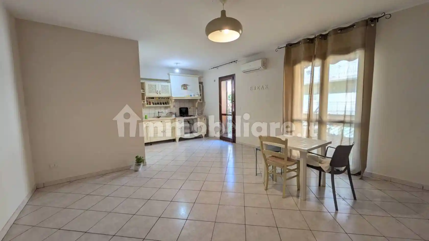 Appartamento in vendita a Floridia