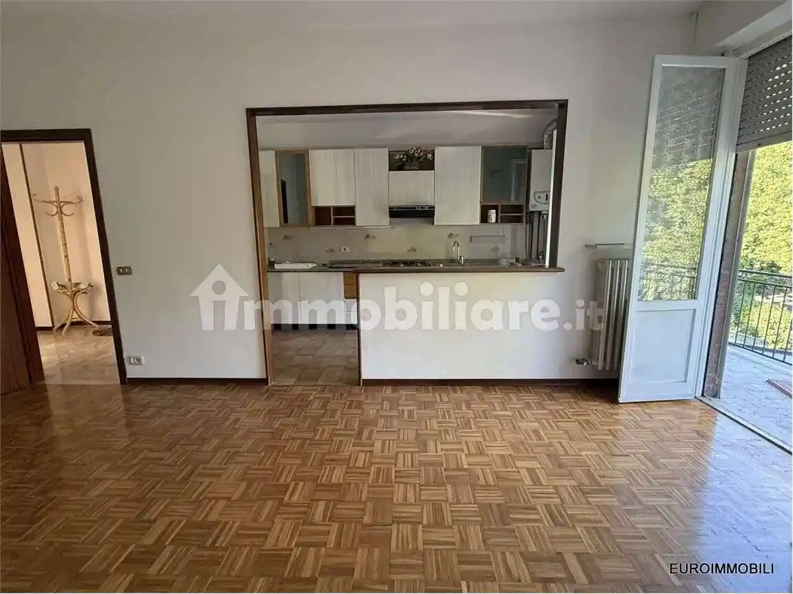 Appartamento in vendita a Traversetolo