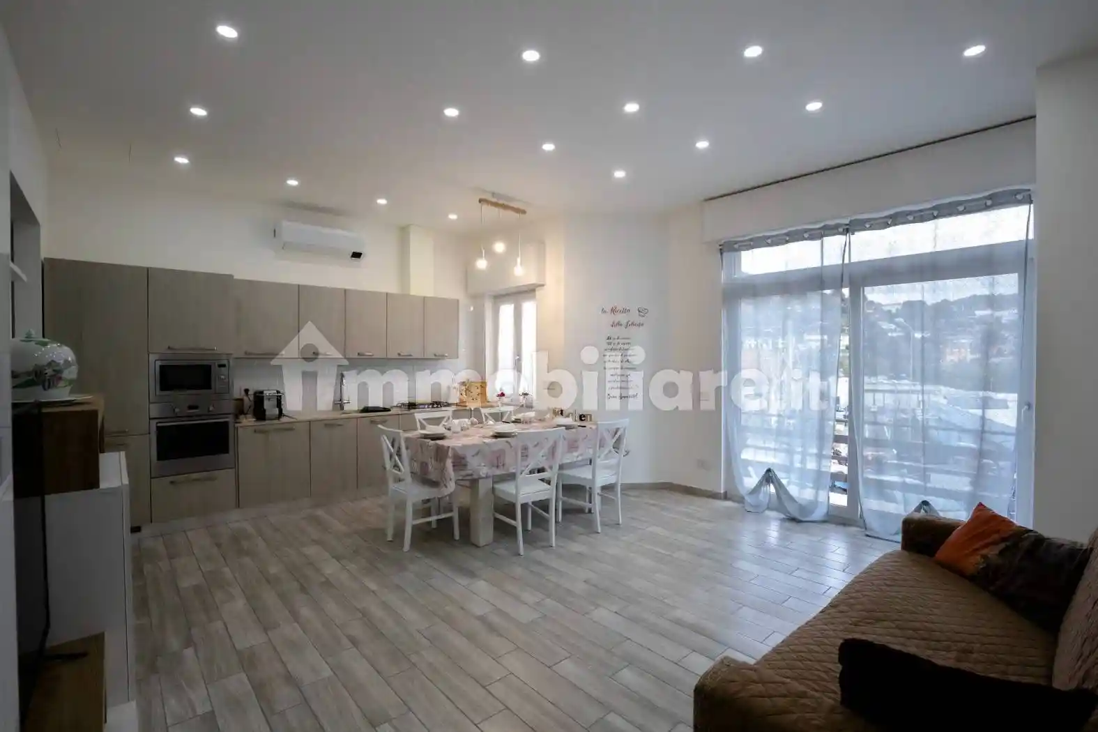 Appartamento in vendita a San Fermo della Battaglia