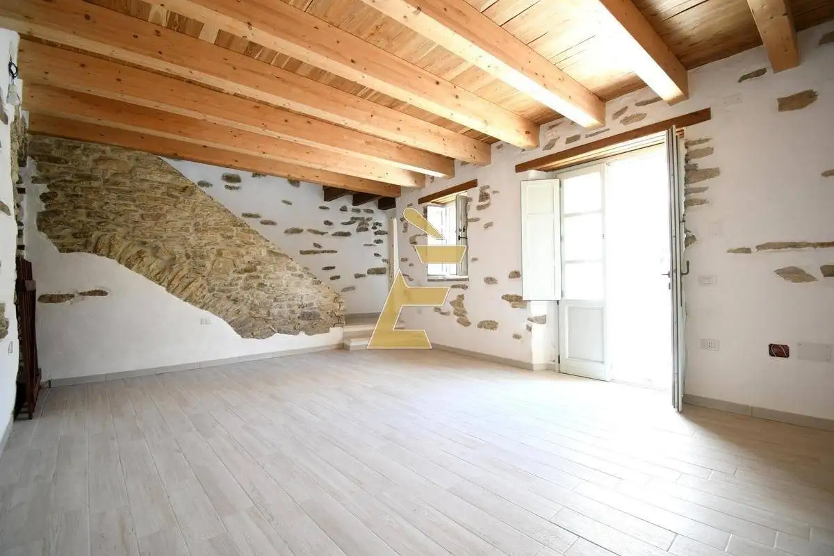 Villa in vendita a San Basilio