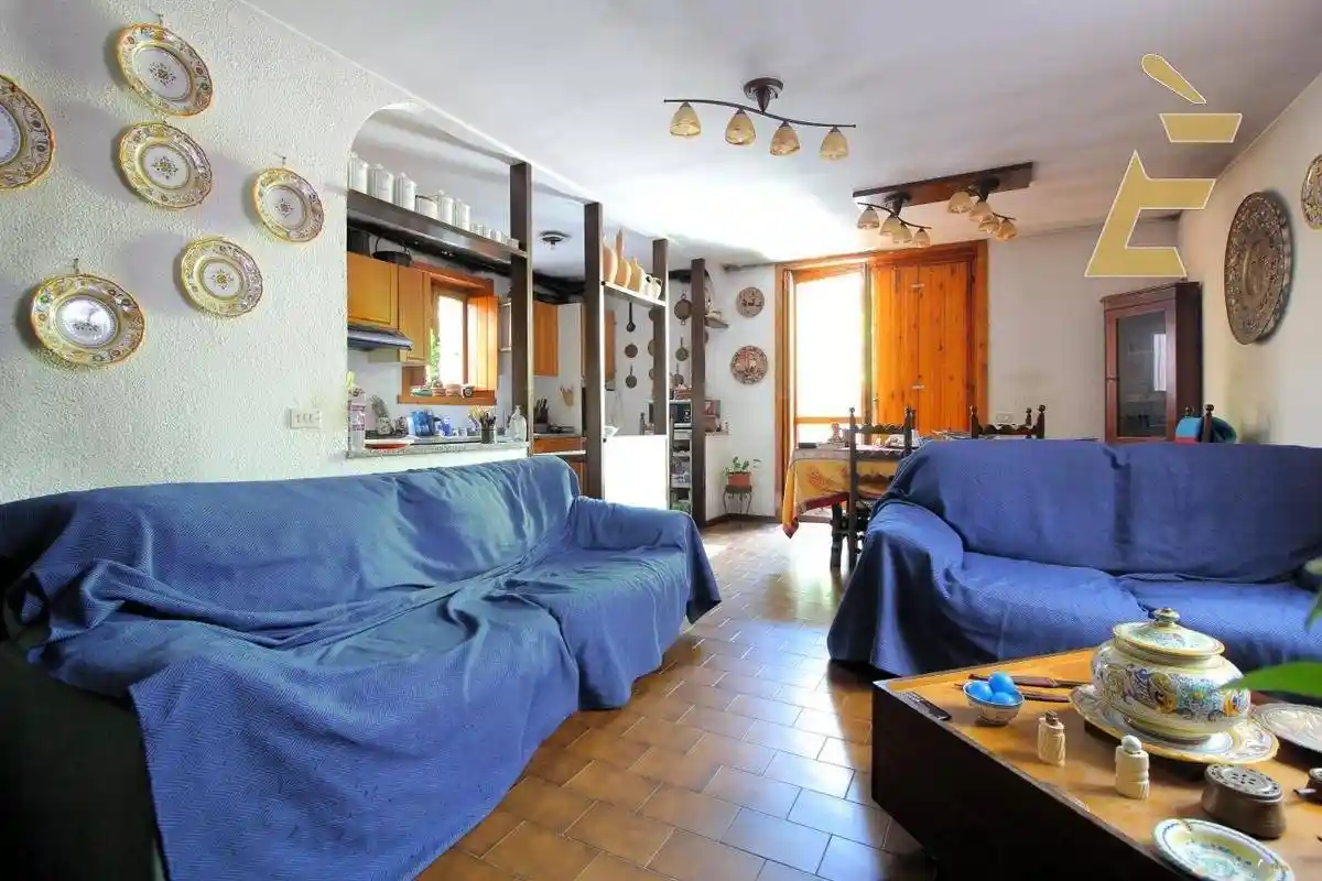 Appartamento in vendita a Travacò Siccomario