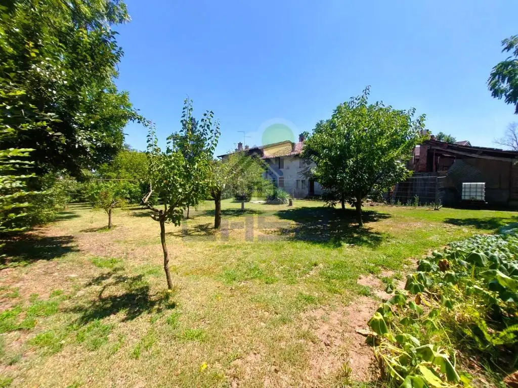 Rustico - Casale in vendita a San Fiorano