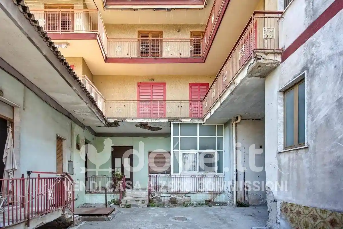 Palazzo - Edificio - foto 2