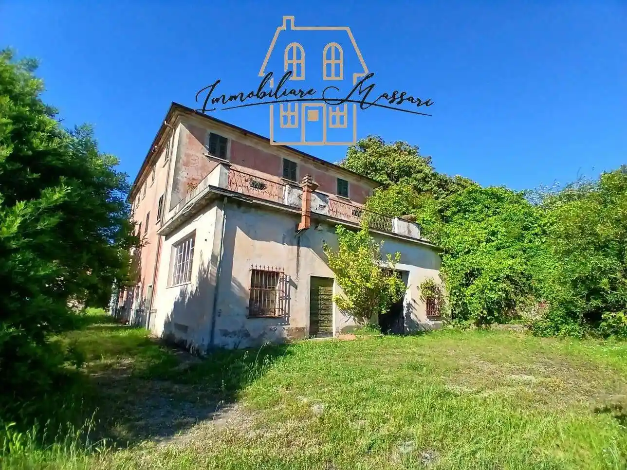 Villa in vendita a Sarzana
