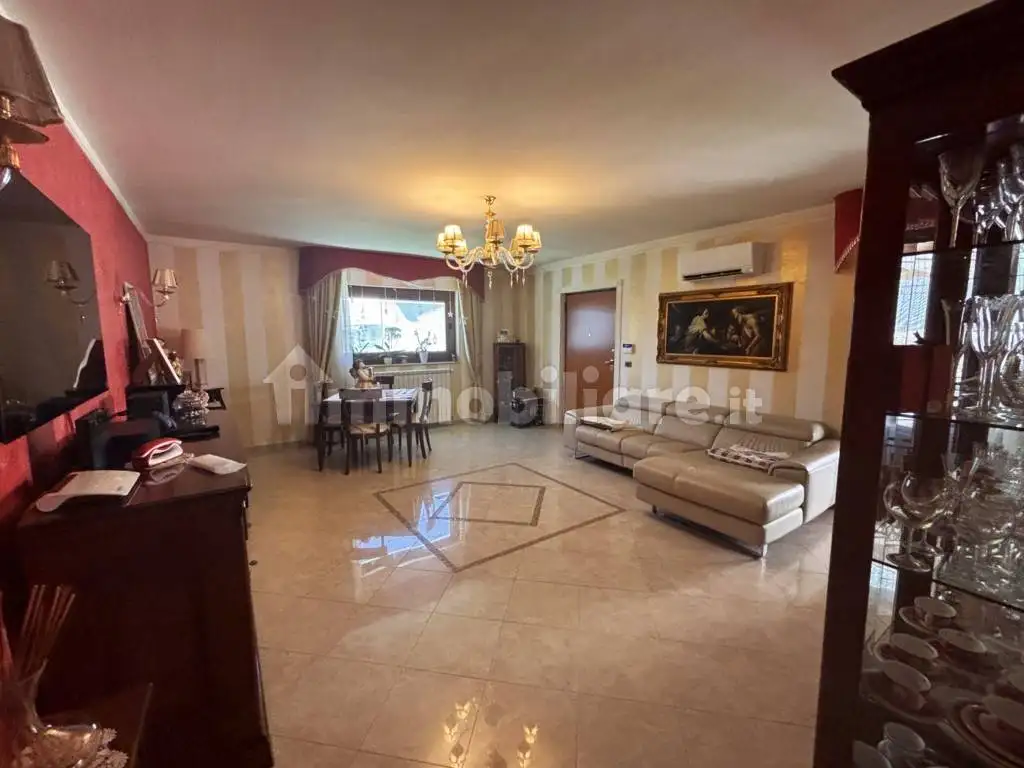 Villa in vendita a Grottaminarda