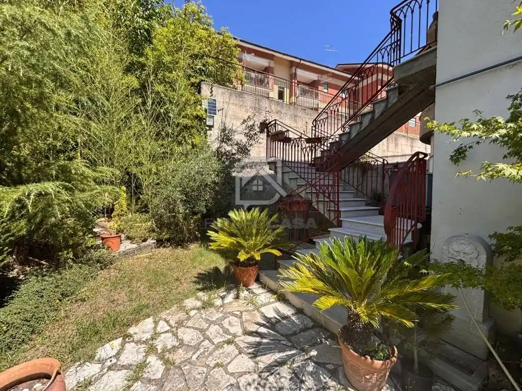 Villa unifamiliare via Giacomo Puccini, Centro, Grottaminarda - foto 3