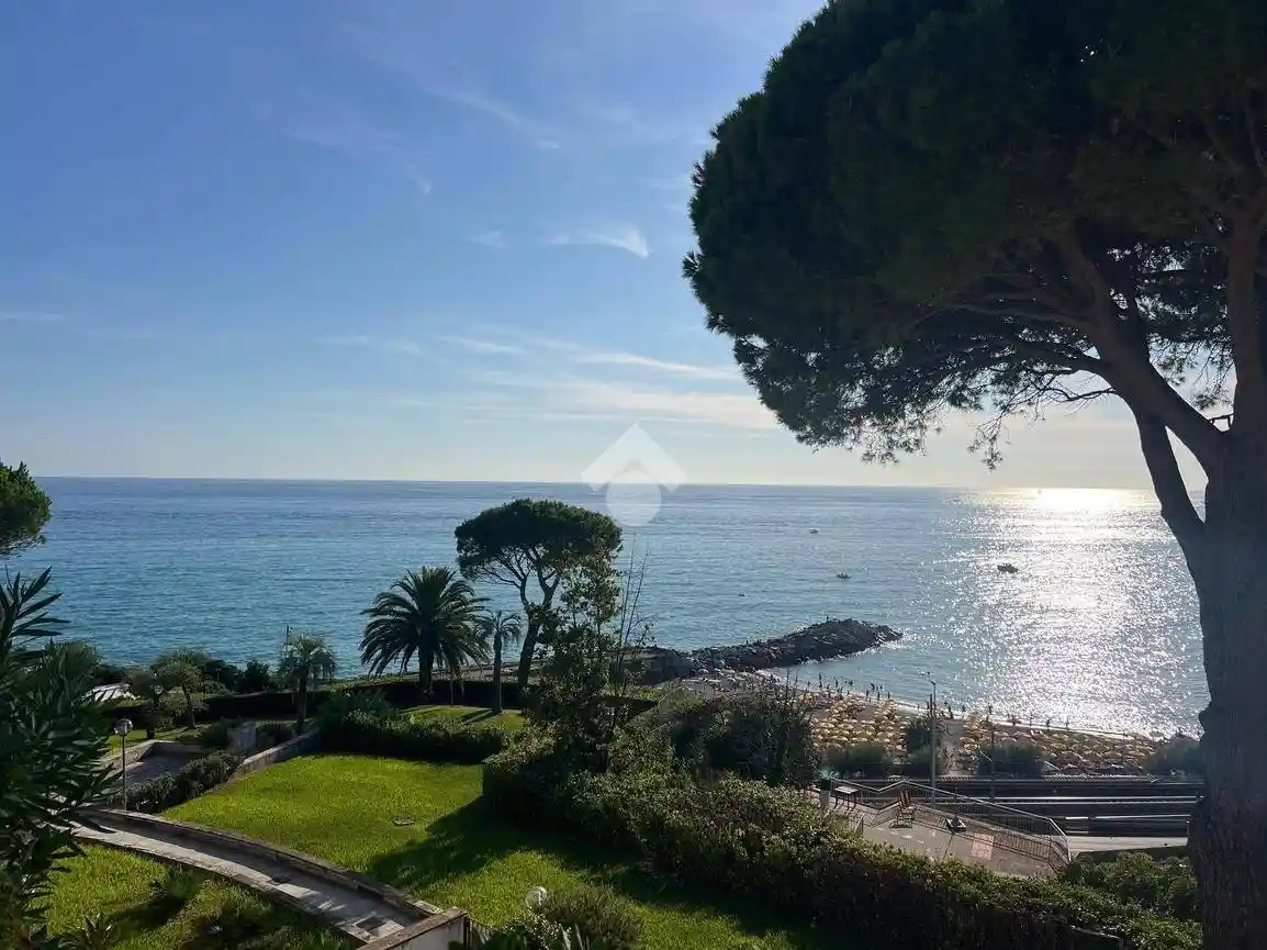 Appartamento in vendita a Lavagna