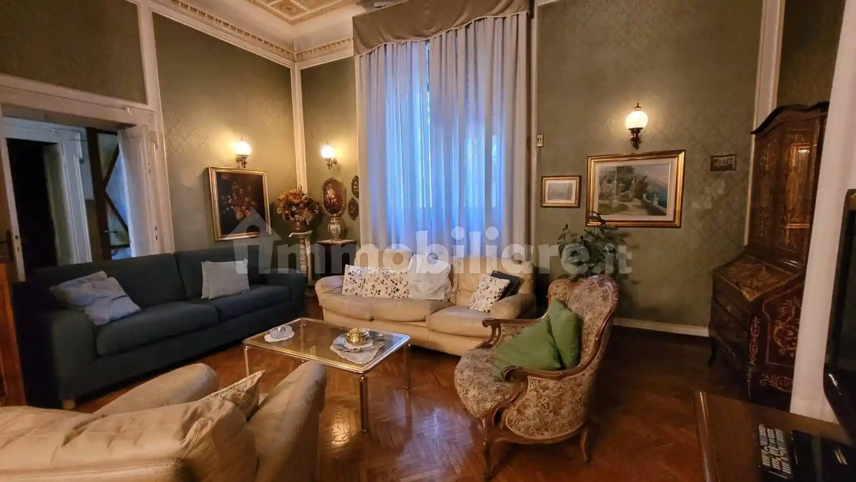 Villa in vendita a Busto Arsizio