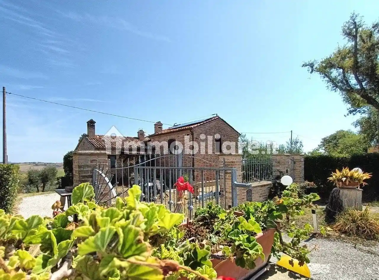 Rustico - Casale in vendita a Cartoceto