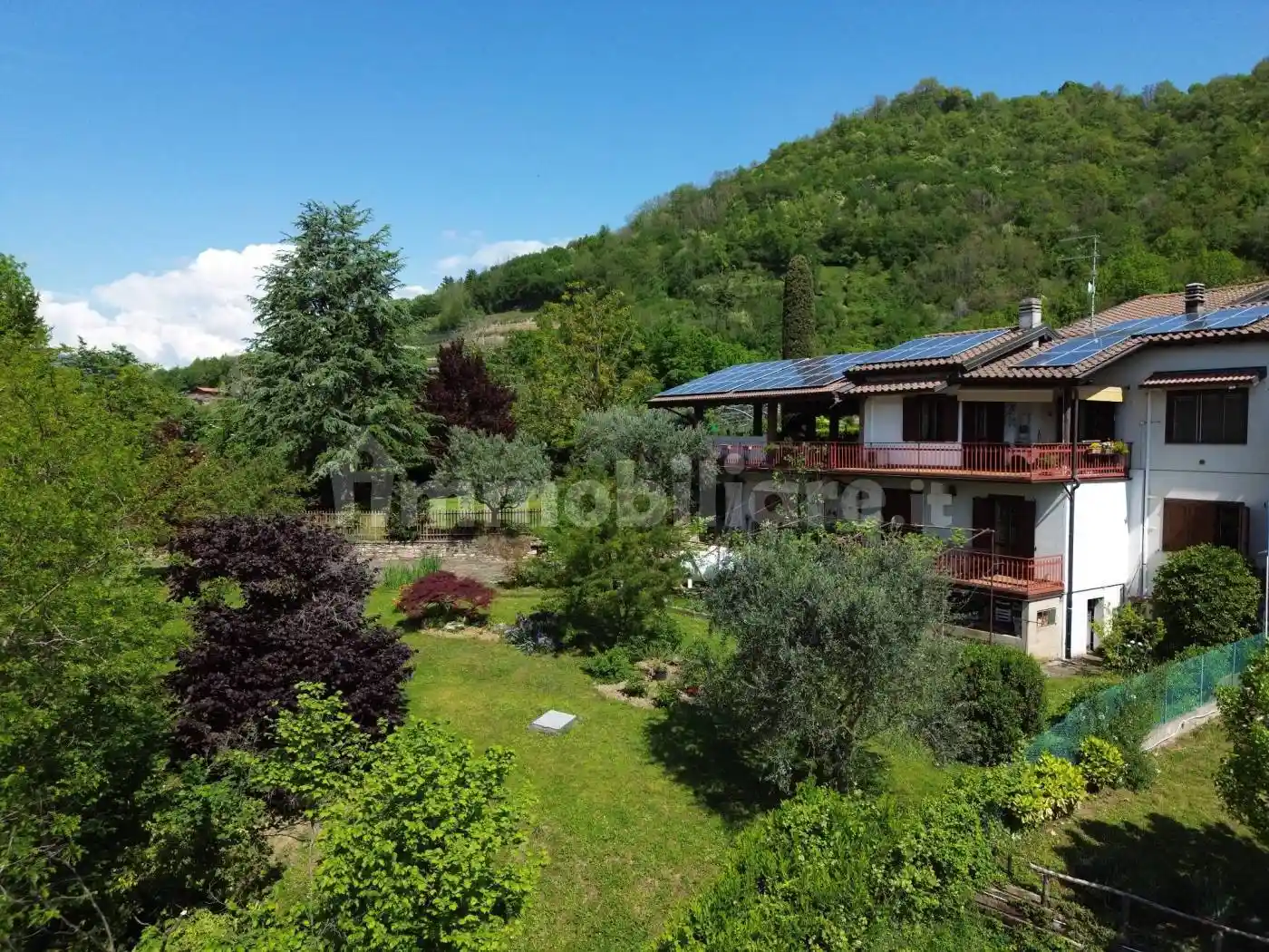 Villa in vendita a Scanzorosciate