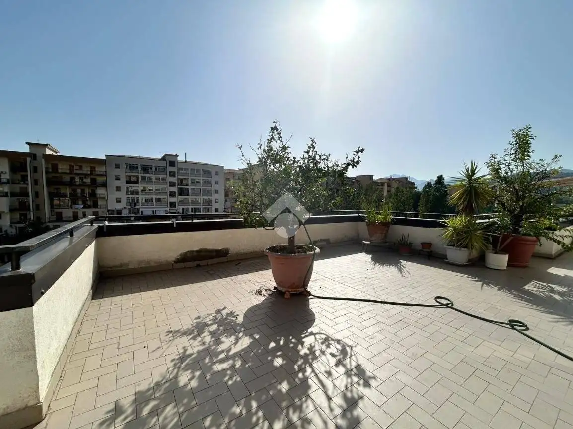 Appartamento in vendita a Salerno