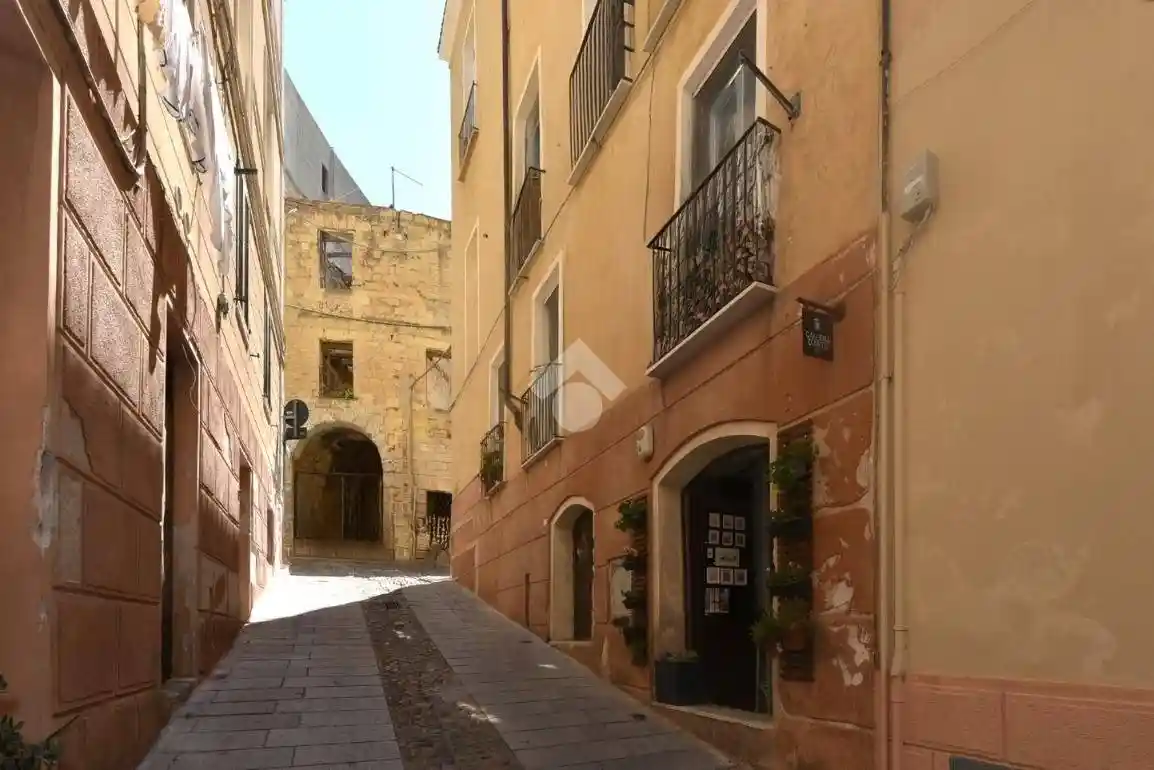 Monolocale Vico I dei Genovesi 4, Castello, Cagliari - foto 2
