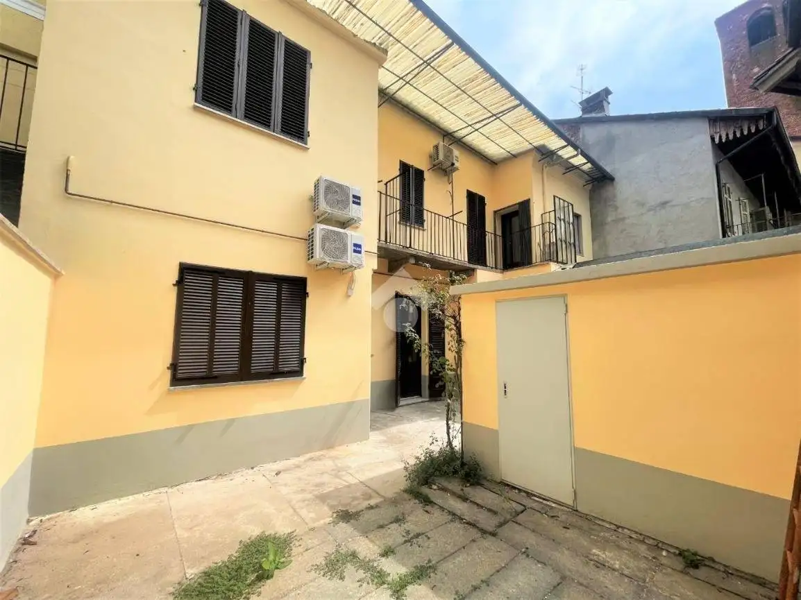 Trilocale via bena 5, Centro, Crescentino - foto 3