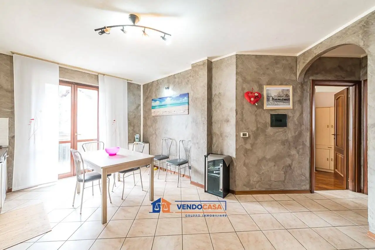 Trilocale via Umberto I 18, Centro, Bernezzo - foto 4