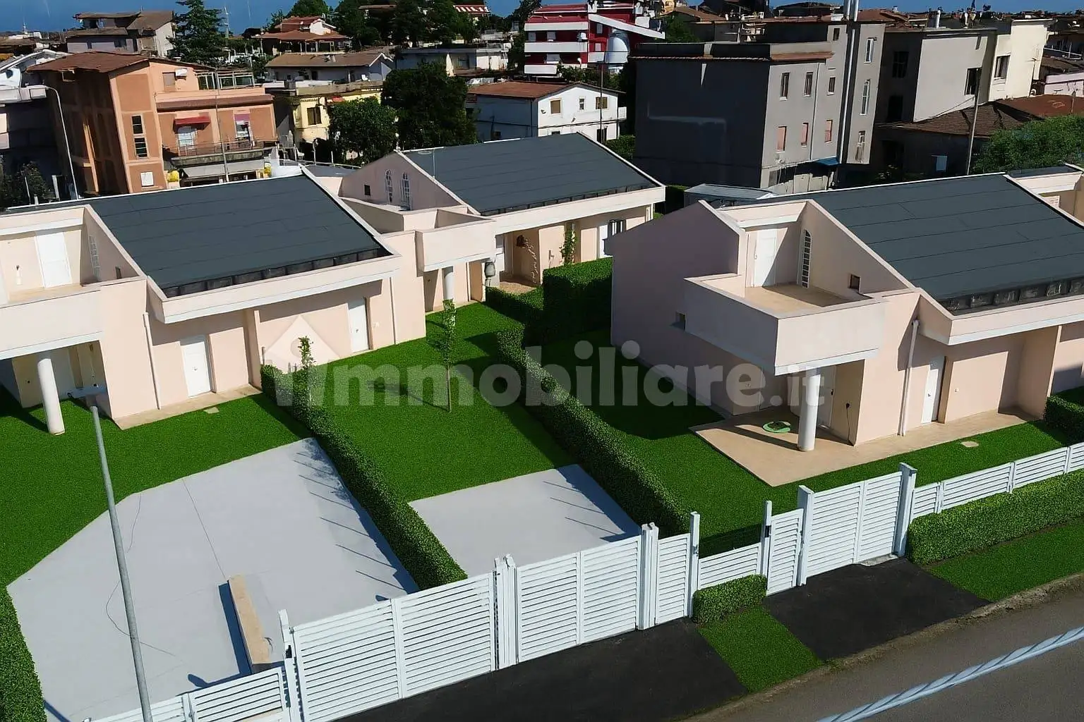 Villa in vendita a Aprilia