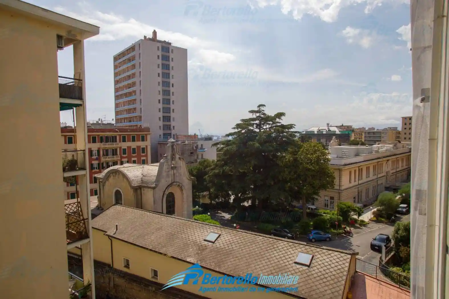 Appartamento in vendita a Genova