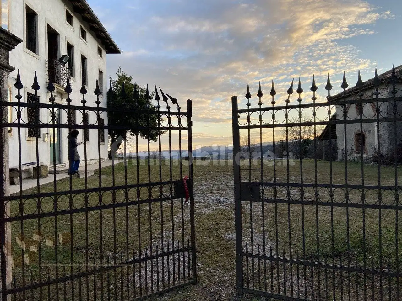 Villa unifamiliare, da ristrutturare, 890 m², Quargnenta, Brogliano - foto 4