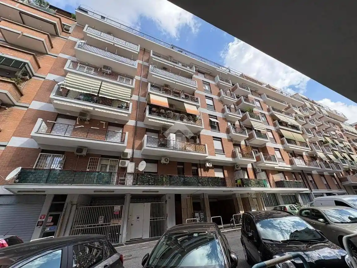 Bilocale via Fonti del Clitunno 25, Furio Camillo, Roma - foto 2