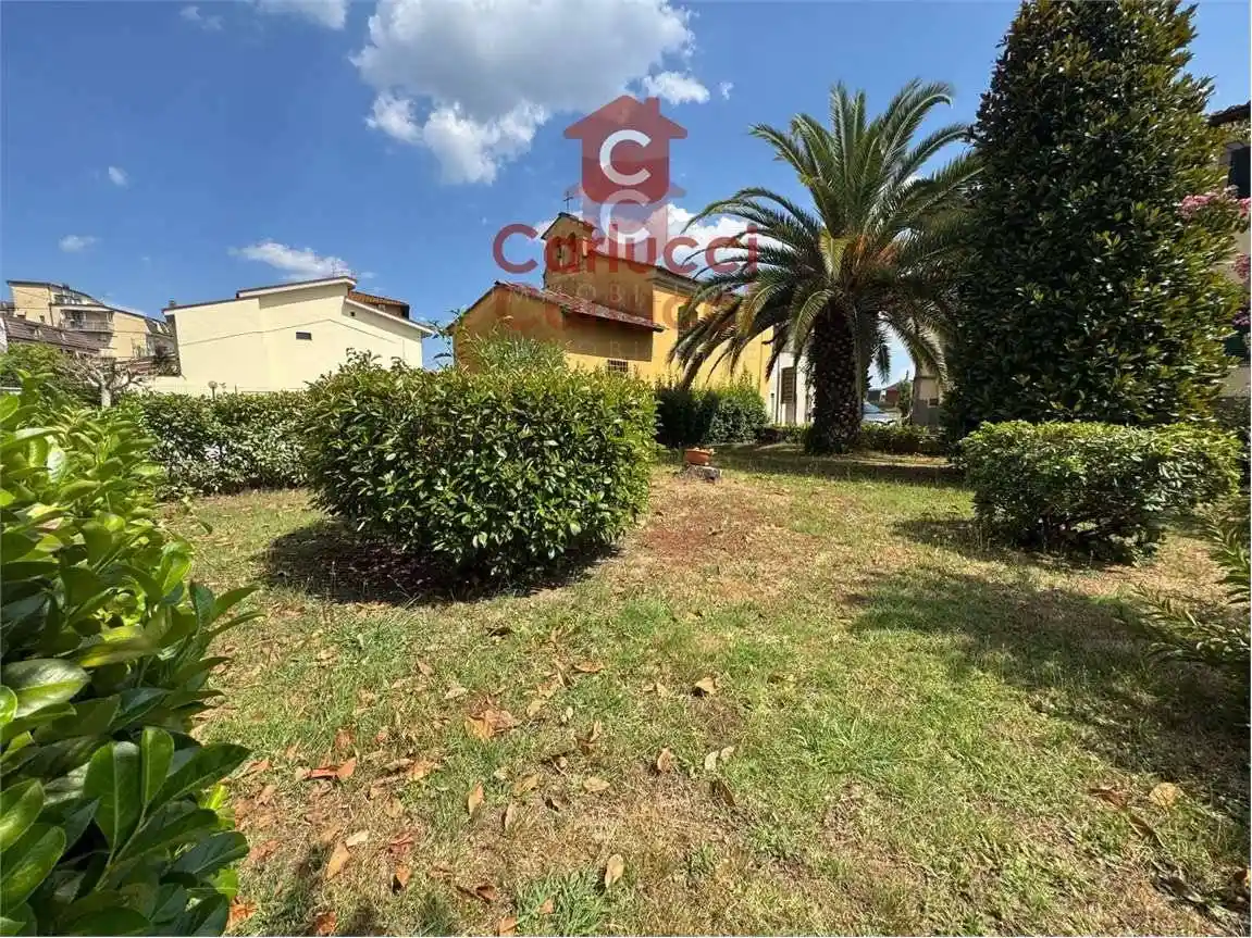 Appartamento in vendita a Uzzano