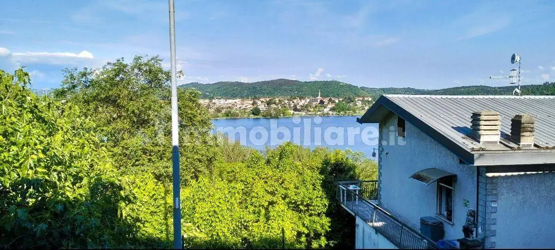 Rustico - Casale in vendita a Ternate