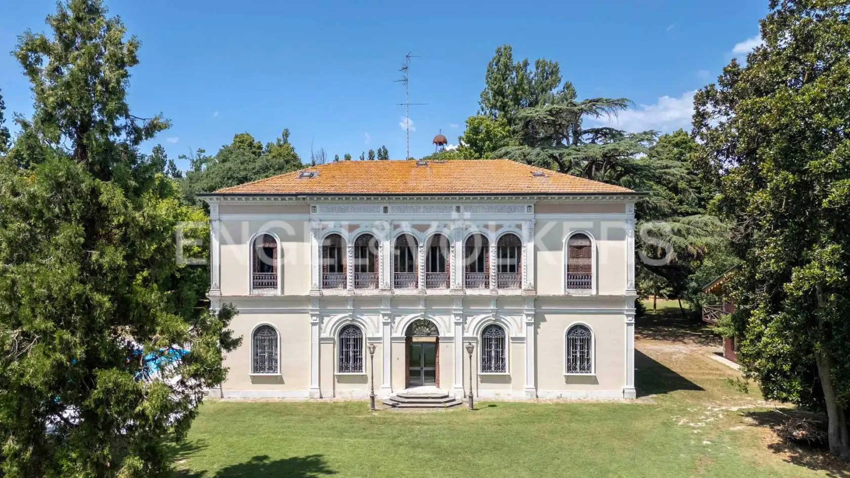 Villa in vendita a Ferrara