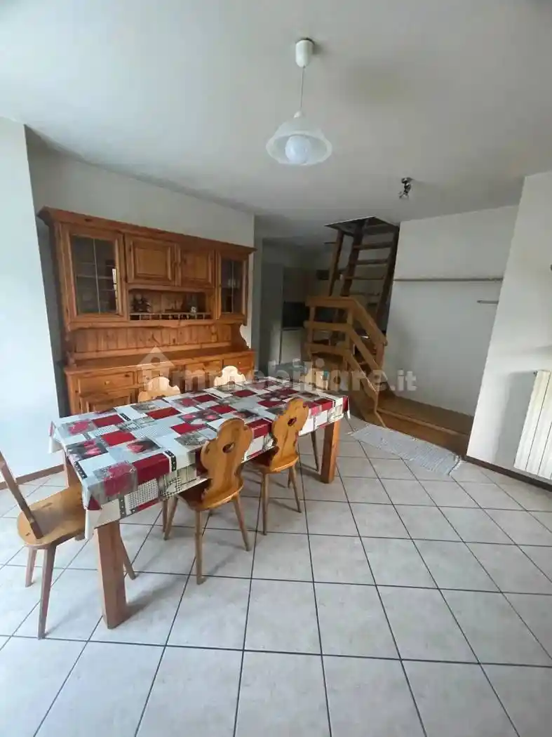 Trilocale via Fazzinelli San C., Castello dell'Acqua - foto 3