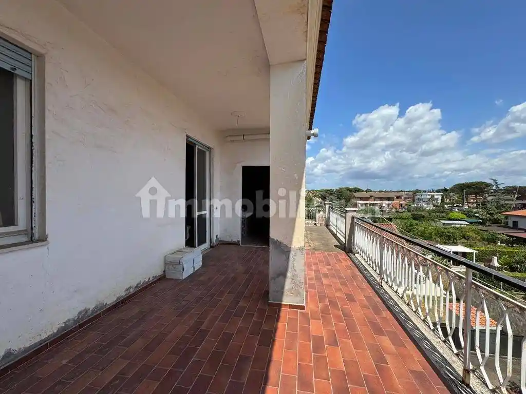 Trilocale via Padre Corsi, Casal Palocco, Roma - foto 2