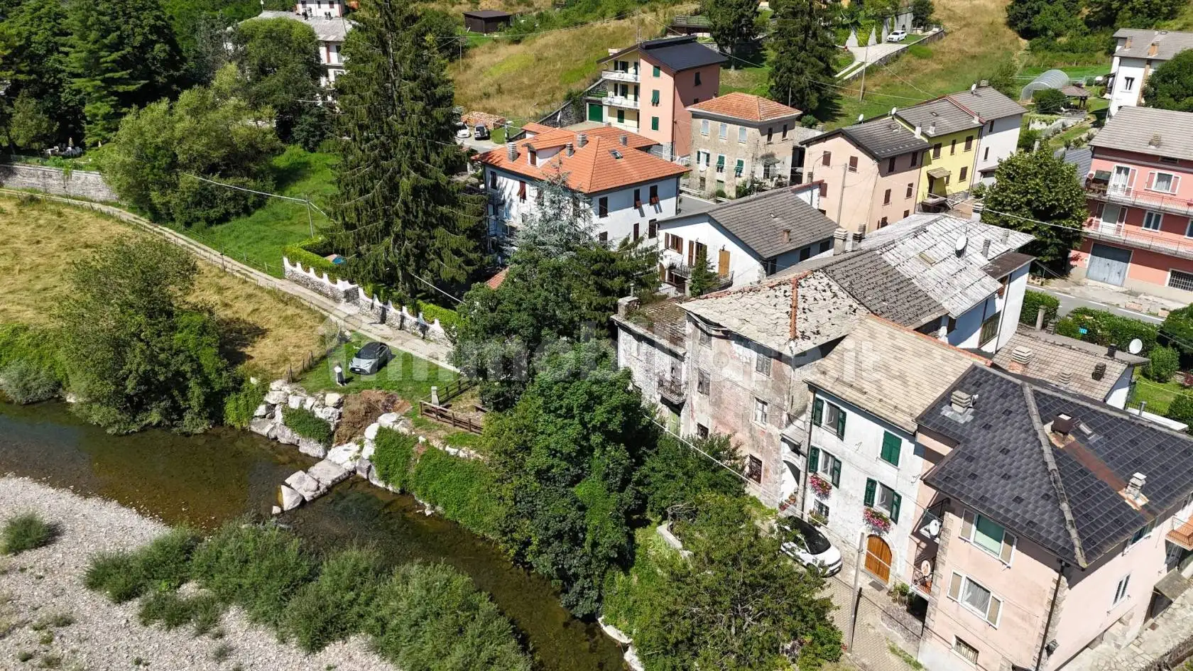 Rustico - Casale in vendita a Rezzoaglio