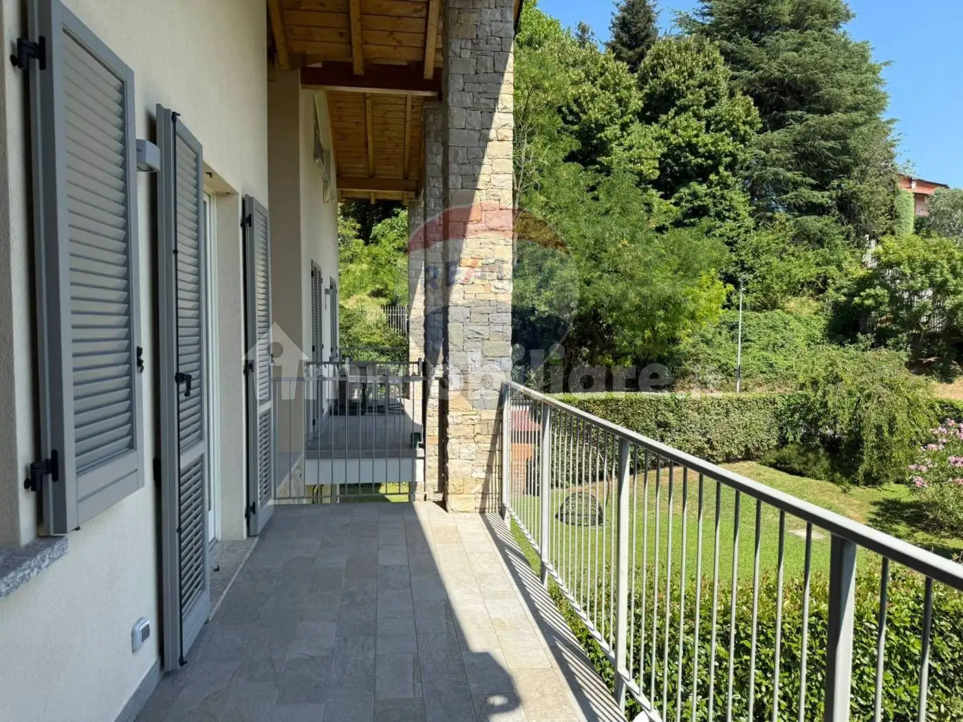 Appartamento in vendita a Monguzzo