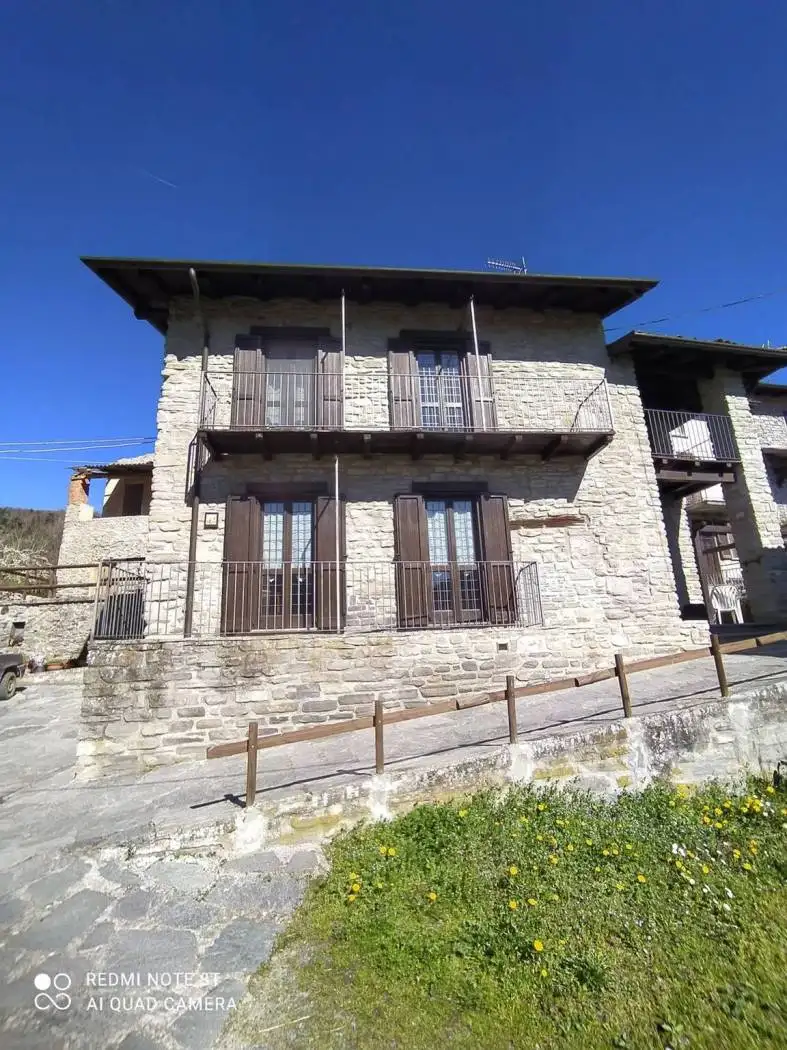 Villa in vendita a Varzi