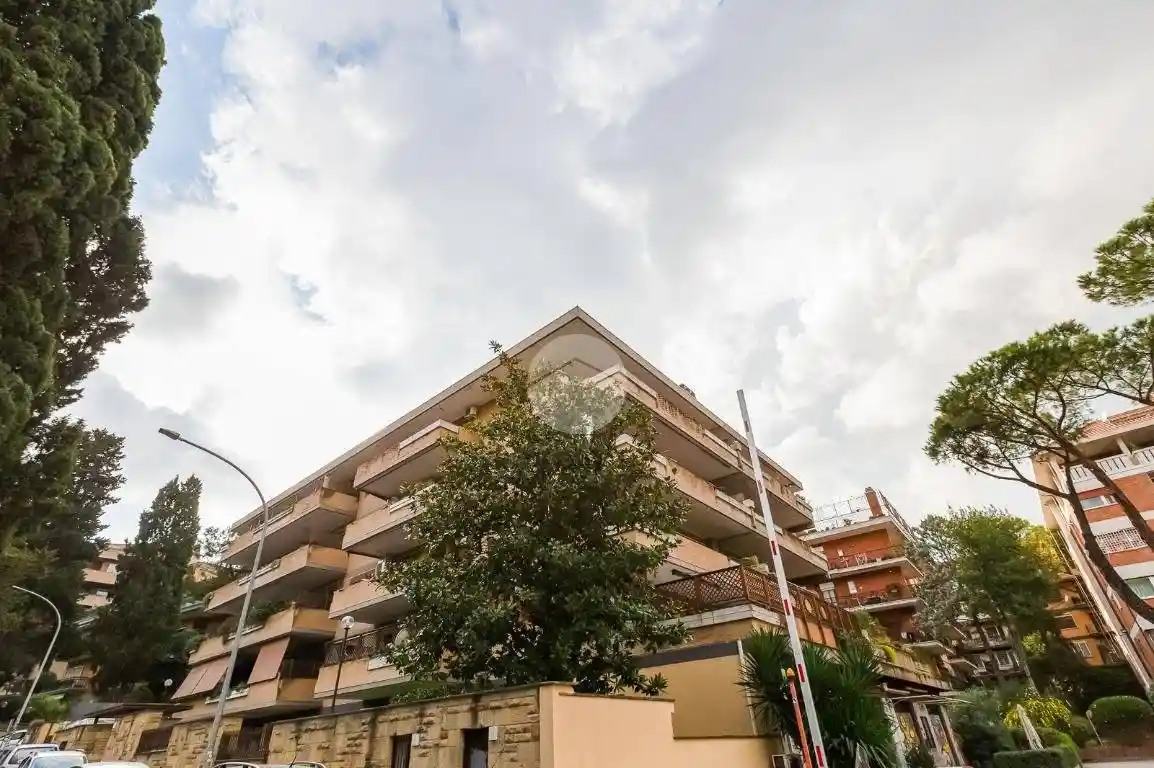 Appartamento in vendita a Roma