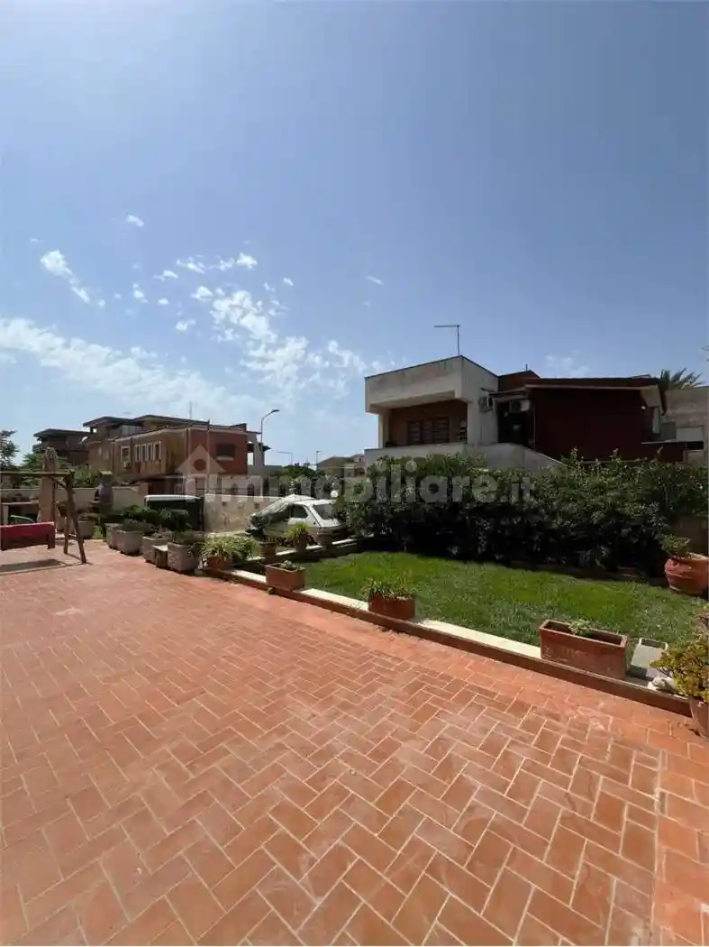 Appartamento in vendita a Pomezia