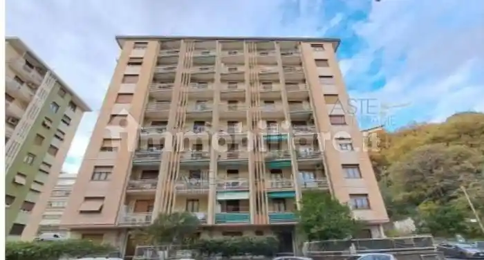 Appartamento in vendita a Genova