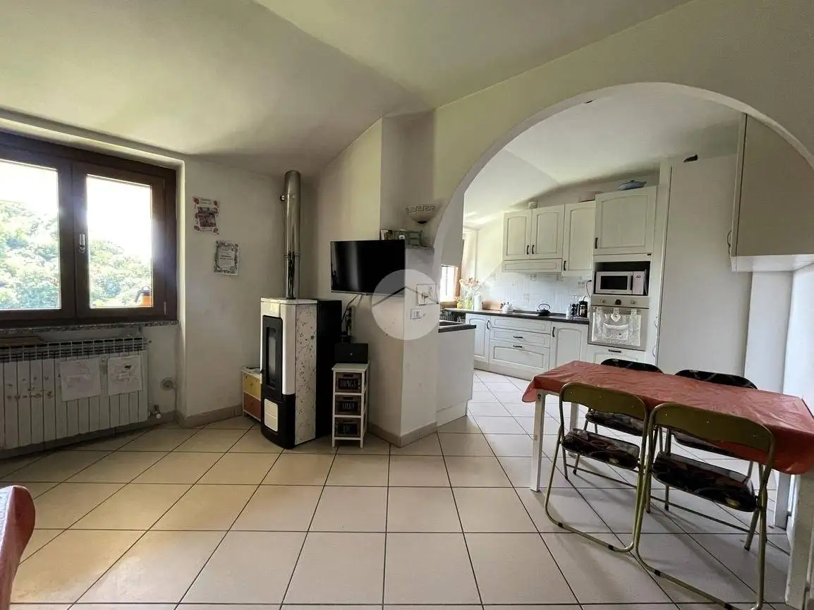 Appartamento in vendita a Bienno