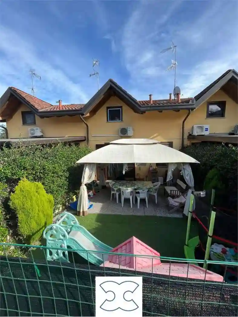 Villetta a schiera - foto 2