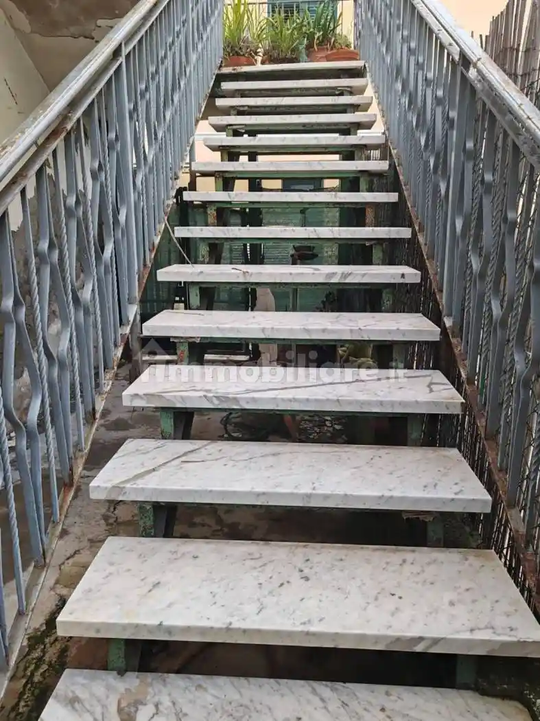 Appartamento in vendita a Massa