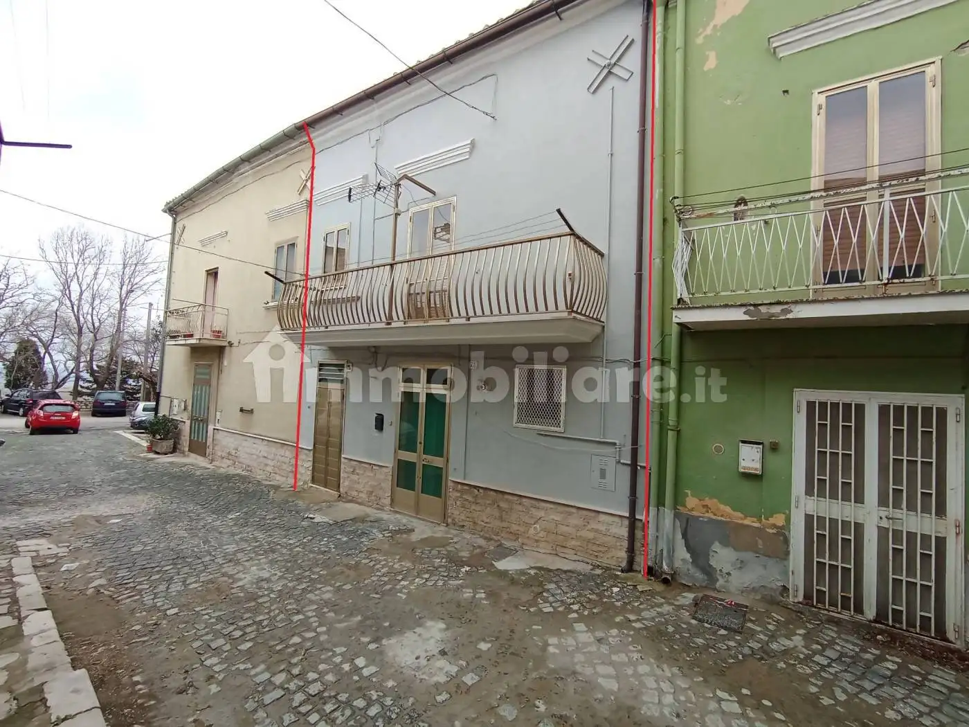 Palazzo - Edificio in vendita a Troia