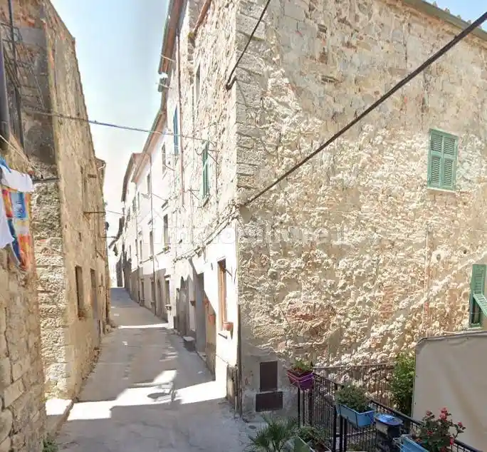 Appartamento in vendita a Roccastrada