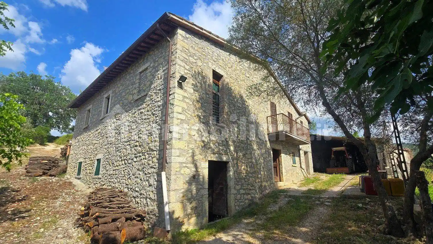 Rustico - Casale in vendita a Baschi