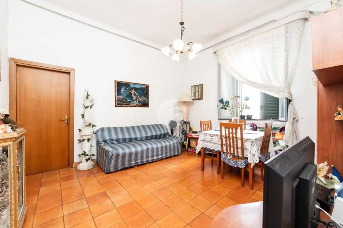 Appartamento in vendita a Milan